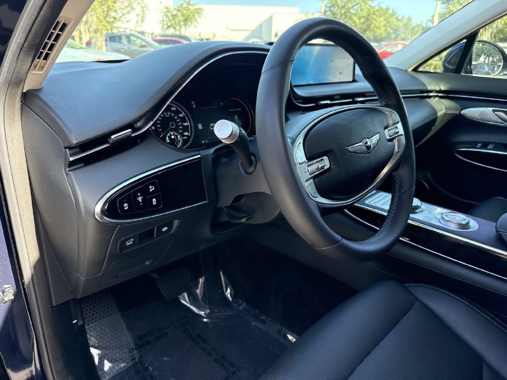 Used 2025 Genesis GV70 2.5T AWD/4WD image 23