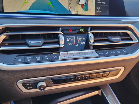 Used 2022 BMW X5 xDrive40i w/ M Sport Package image 26