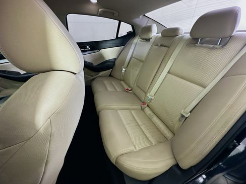 Used 2017 Nissan Maxima 3.5 S FWD image 26