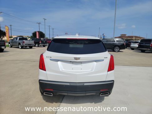 Used 2019 Cadillac XT5 Luxury FWD image 6