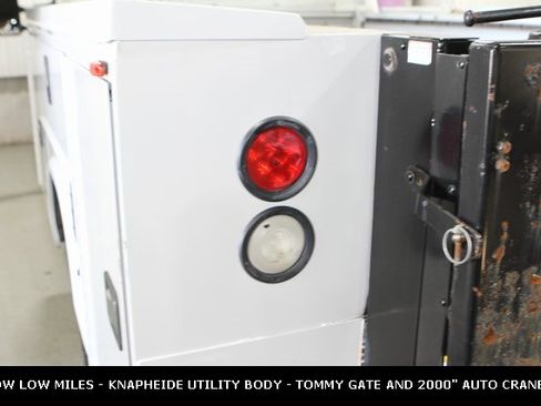 Used 2015 Ford F350 XL w/ Power Equipment Group image 28