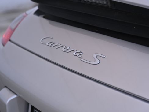 Used 2005 Porsche 911 Carrera S RWD image 45