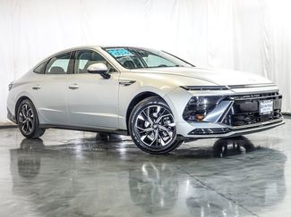 Used 2025 Hyundai Sonata SEL FWD video 2