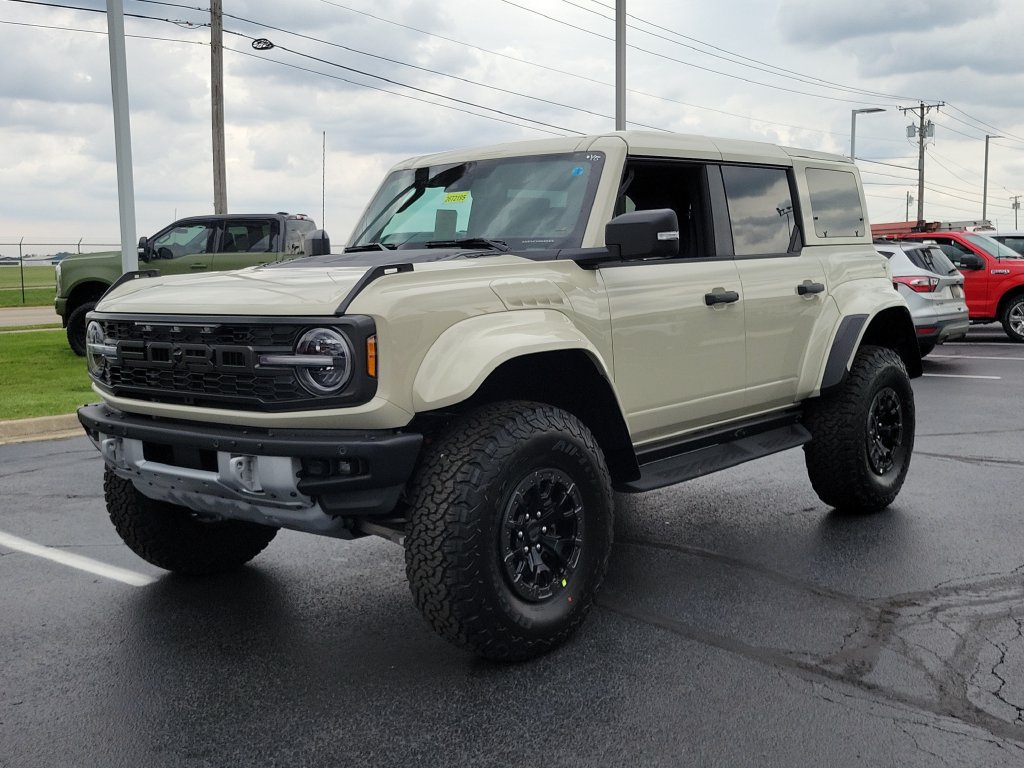 New 2026 Ford Bronco Raptor w/ Interior Carbon Fiber Pack AWD/4WD image 8