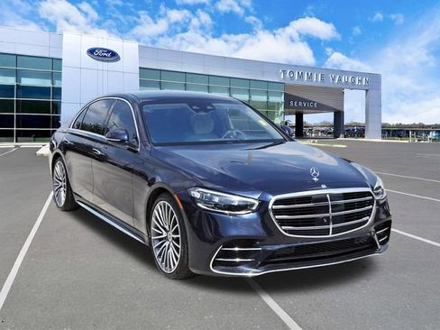 Used 2023 Mercedes-Benz S 580 4MATIC Sedan image 4