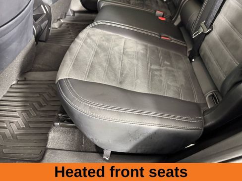 Used 2024 Mitsubishi Outlander SE image 25