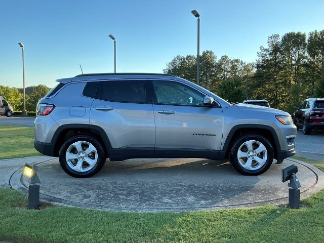 Used 2021 Jeep Compass Latitude w/ Sun and Sound Group FWD image 8