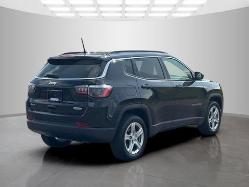 Certified 2024 Jeep Compass Latitude AWD/4WD image 7