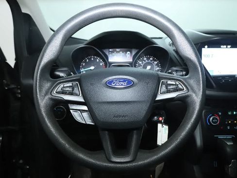 Used 2017 Ford Escape SE w/ Equipment Group 201A FWD image 23