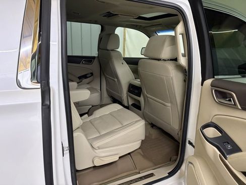 Used 2018 GMC Yukon XL Denali image 20