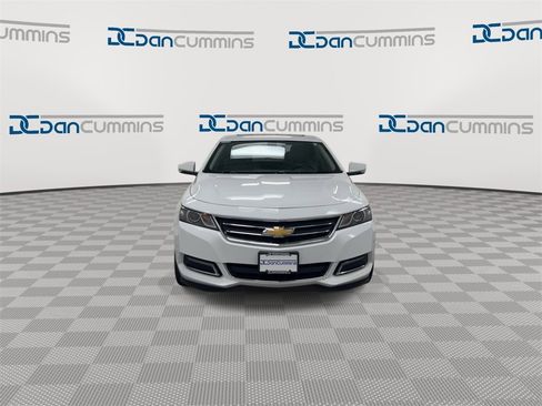 Used 2019 Chevrolet Impala LT image 3