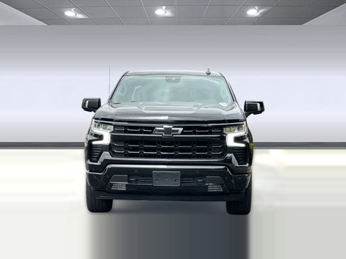 Used 2024 Chevrolet Silverado 1500 RST w/ Convenience Package II RWD image 5