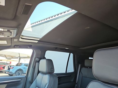 Used 2025 Chevrolet Tahoe RST w/ RST Capability Package AWD/4WD image 9