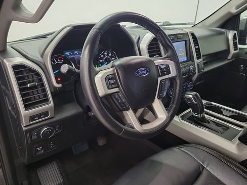 Used 2019 Ford F150 Lariat image 17