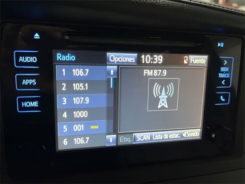 Used 2017 Toyota Sienna XLE image 20