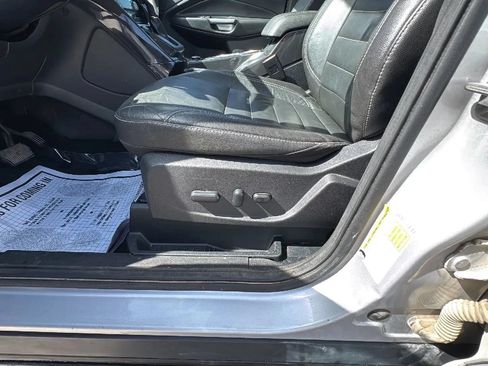 Used 2016 Ford Escape Titanium FWD image 10