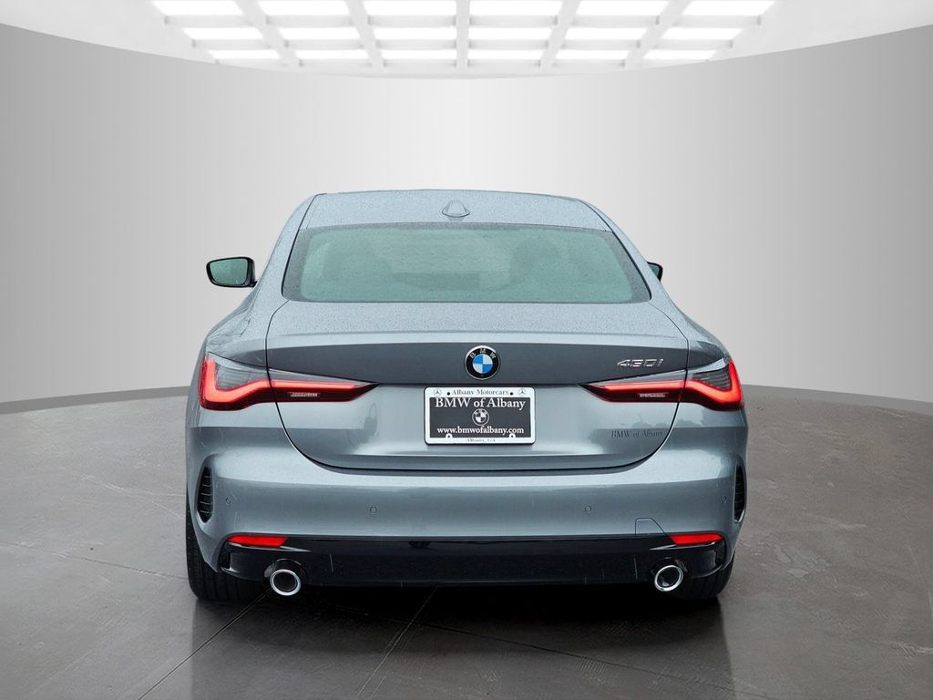 Used 2026 BMW 430i Coupe w/ Convenience Package RWD image 5