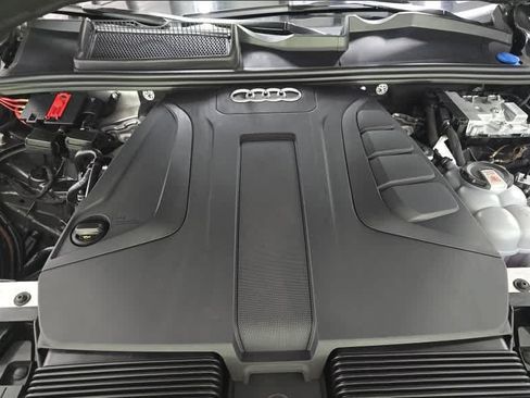 Used 2023 Audi Q7 2.0T Premium w/ Convenience Package AWD/4WD image 16