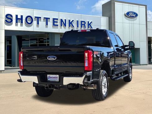 New 2026 Ford F250 XLT w/ FX4 Off-Road Package AWD/4WD image 8