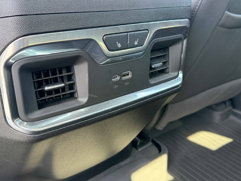 Used 2025 Chevrolet Silverado 1500 LTZ w/ LTZ Premium Package AWD/4WD image 21