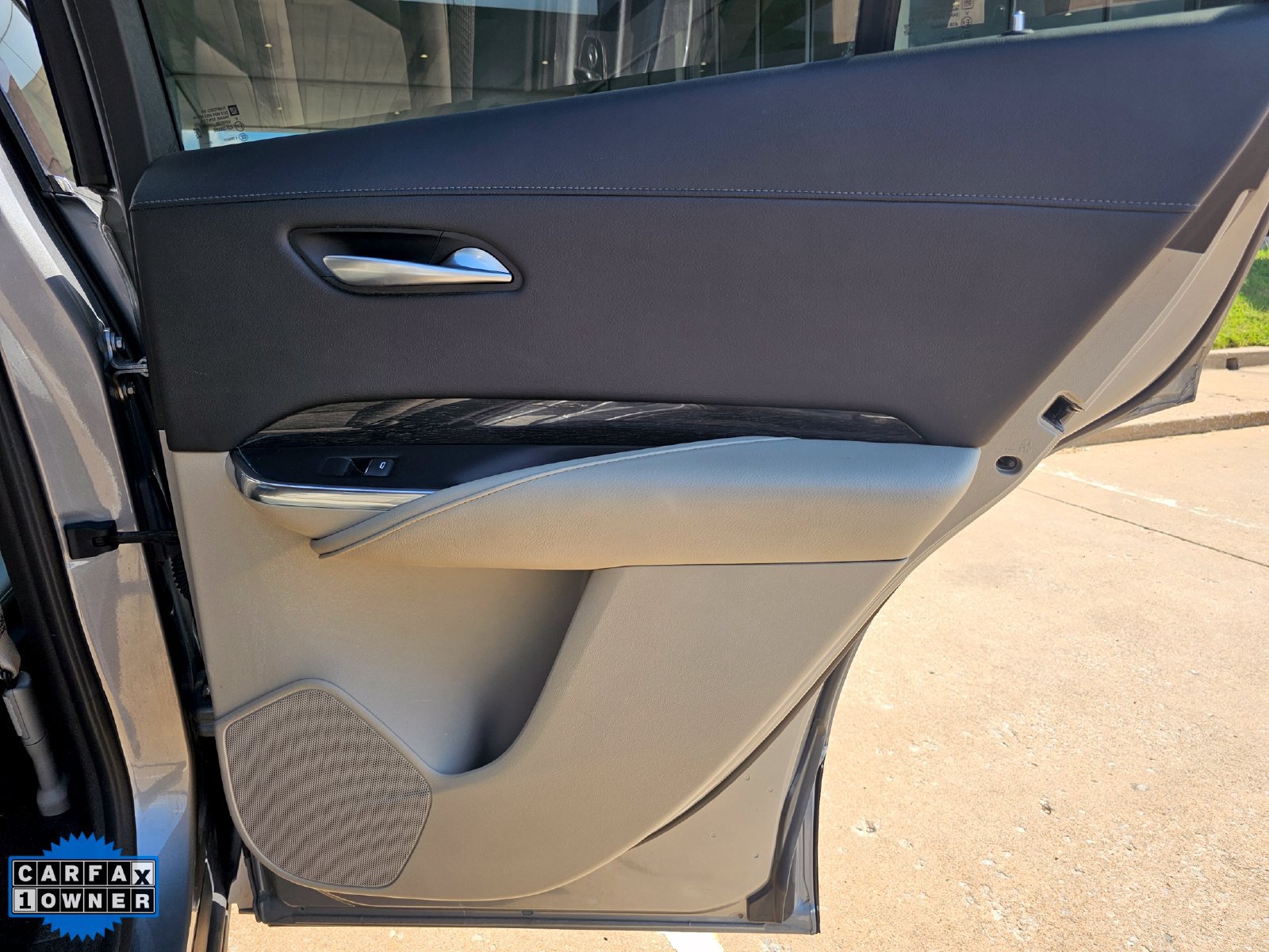 Used 2023 Cadillac XT4 Premium Luxury FWD image 35