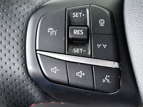 Used 2024 Ford Escape ST-Line w/ Tech Pack #1 AWD/4WD image 31