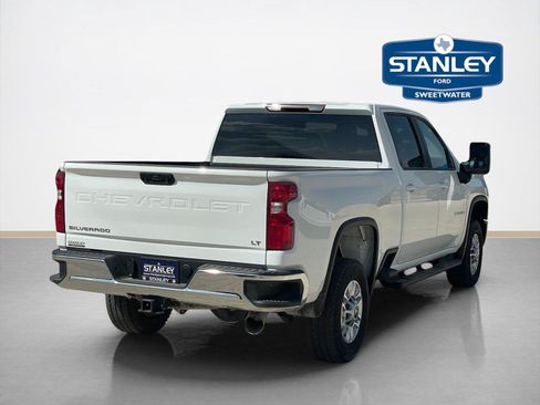 Used 2025 Chevrolet Silverado 2500 LT w/ Convenience Package AWD/4WD image 7