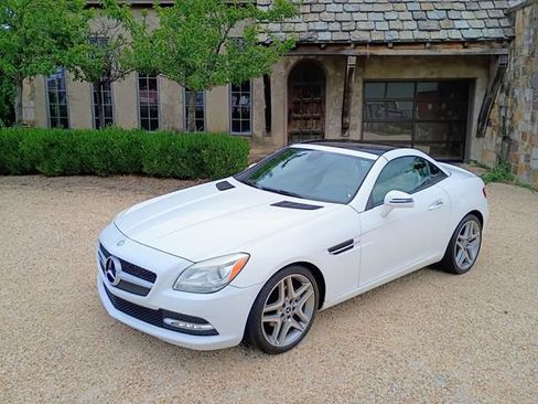 Used 2015 Mercedes-Benz SLK 250 image 71