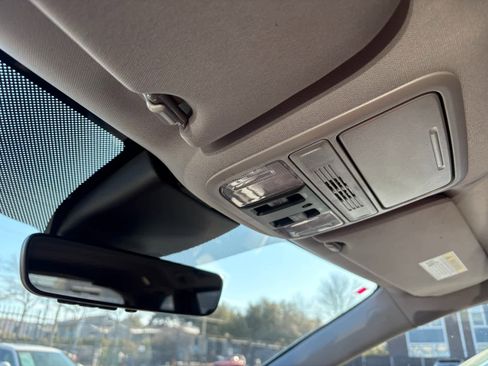 Used 2022 Honda Odyssey EX-L image 19