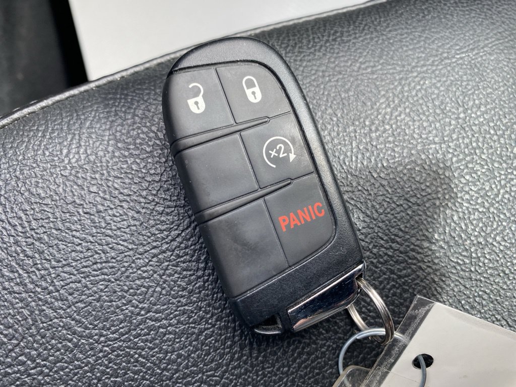 Used 2022 Jeep Compass Limited AWD/4WD image 29