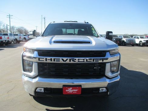 Certified 2022 Chevrolet Silverado 3500 LT w/ Convenience Package image 11