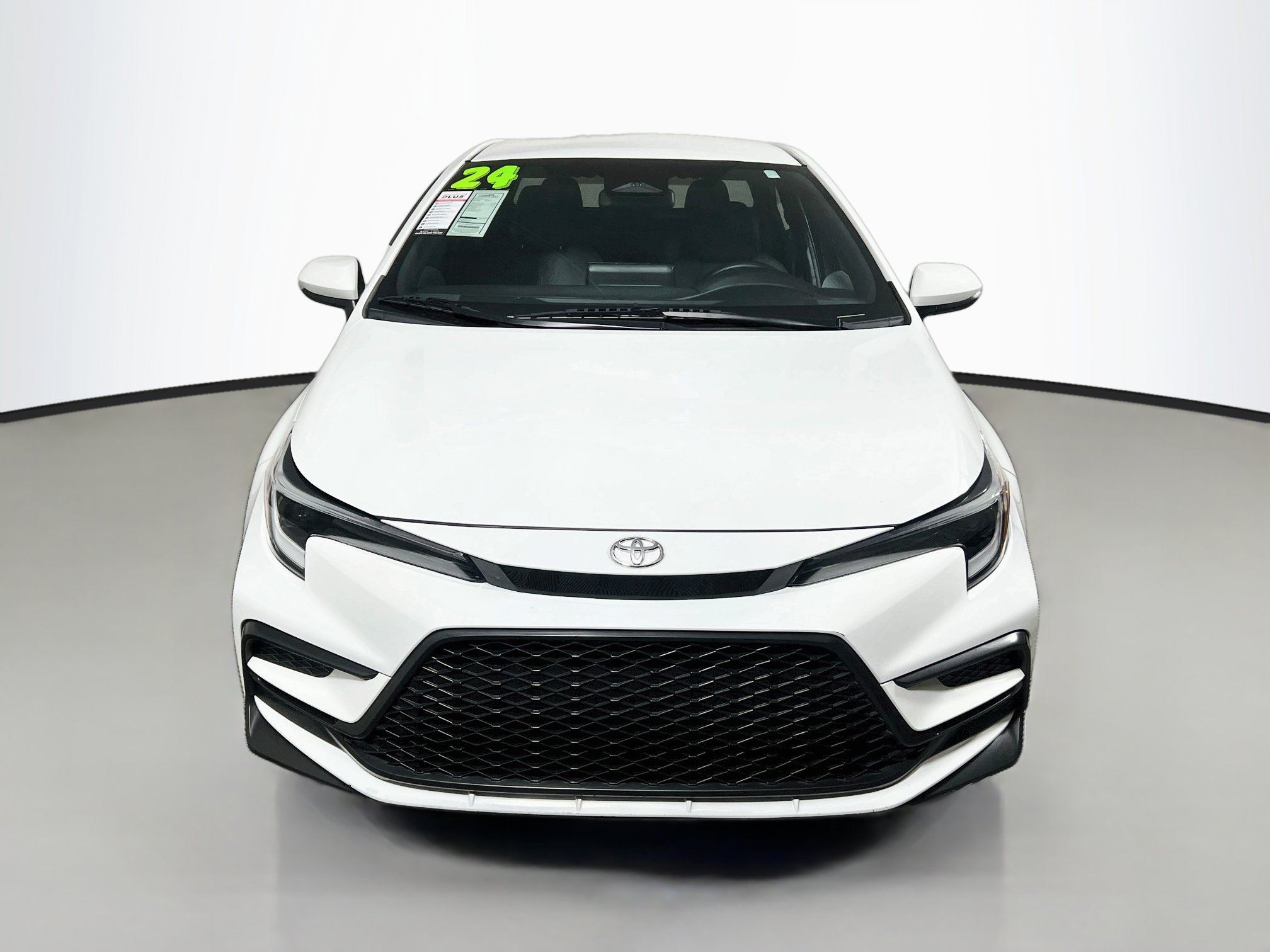 Used 2024 Toyota Corolla SE FWD image 11