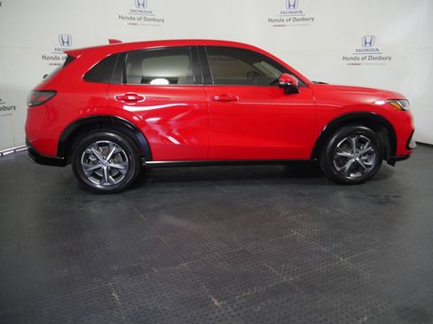 Used 2024 Honda HR-V EX-L image 3