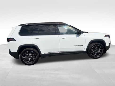 New 2026 Jeep Cherokee Overland w/ Advanced Pro Tech Group AWD/4WD image 6