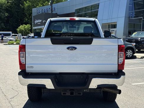 Used 2022 Ford F250 XL w/ Power Equipment Group AWD/4WD image 6