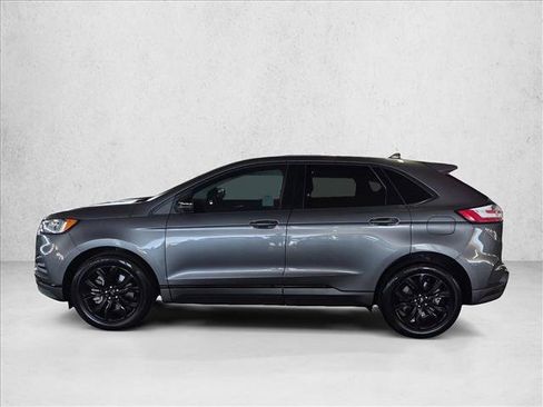 Used 2022 Ford Edge SE w/ Black Appearance Package AWD/4WD image 9