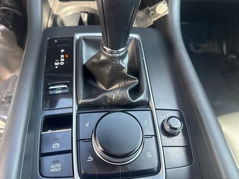 Used 2020 MAZDA MAZDA3 AWD Sedan w/ Select Package image 19