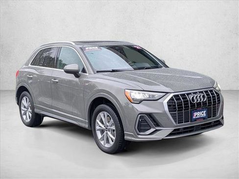Used 2021 Audi Q3 2.0T Premium w/ Convenience Package image 3