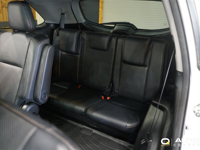 Used 2018 Toyota Highlander Limited Platinum AWD/4WD image 33