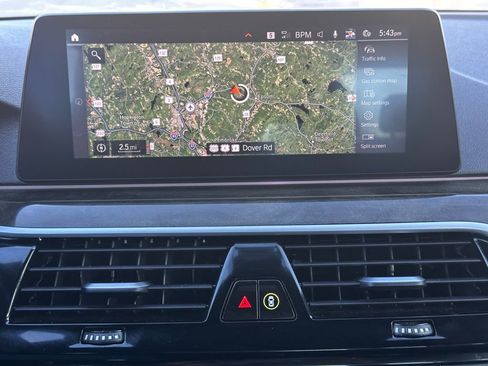 Used 2020 BMW 530i xDrive w/ Premium Package AWD/4WD image 40