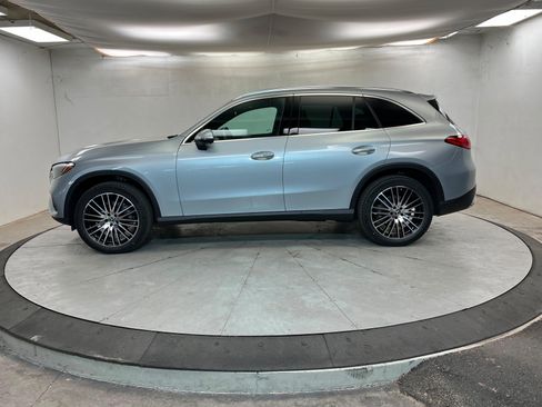 New 2026 Mercedes-Benz GLC 300 4MATIC image 2