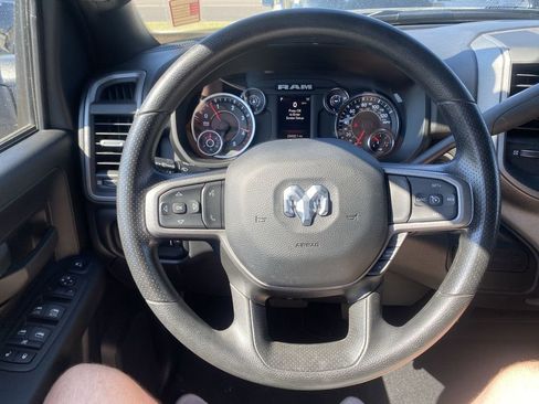 Used 2024 RAM 2500 Tradesman w/ Chrome Appearance Group image 11