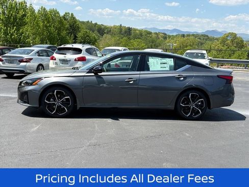 New 2026 Nissan Altima 2.5 SR FWD image 5
