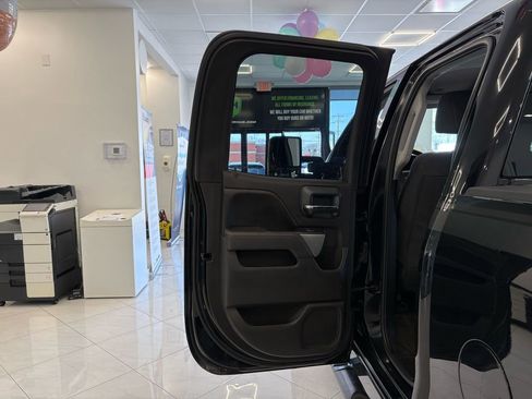 Used 2017 Chevrolet Silverado 1500 LT image 42