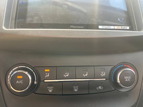 Used 2019 Nissan Sentra S FWD image 18