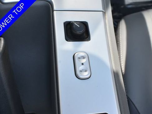 Used 2005 Chrysler Crossfire Limited RWD image 7