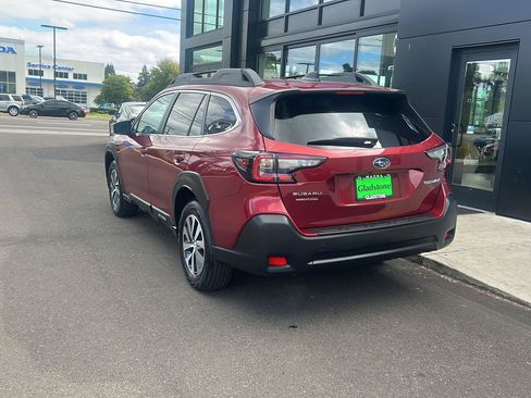 Used 2025 Subaru Outback Premium w/ Popular Package #1A AWD/4WD image 3