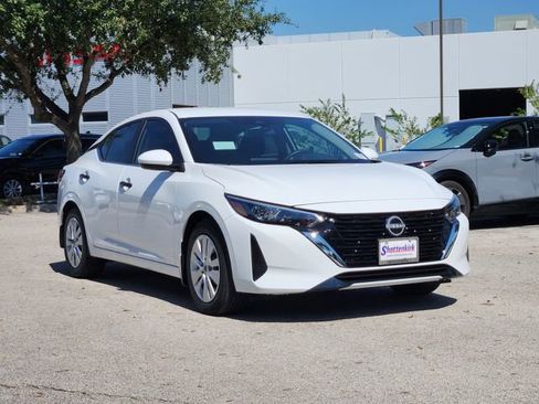 New 2025 Nissan Sentra S image 2