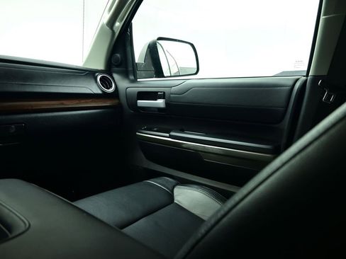 Used 2019 Toyota Tundra Limited w/ Limited Premium Package image 13