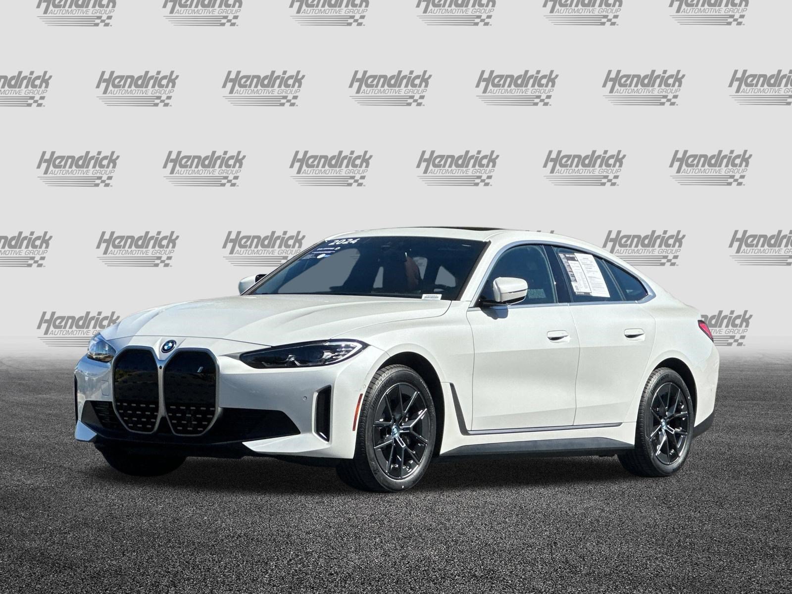 Used 2024 BMW i4 eDrive35 w/ Parking Assistance Package RWD image 9